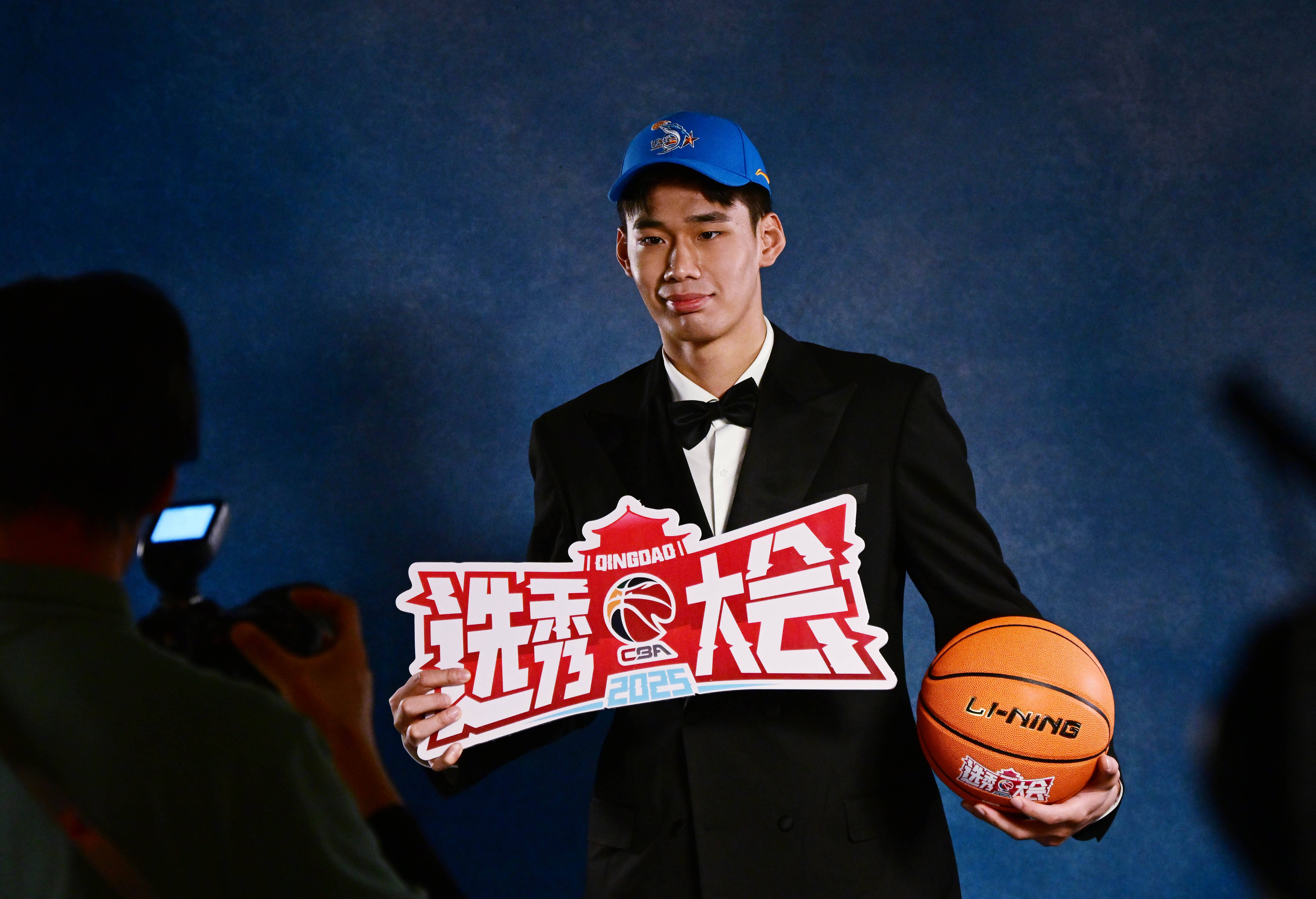 Cba直播2025_(cba直播回放完整版) Cba直播2025_(cba直播回放完整版)