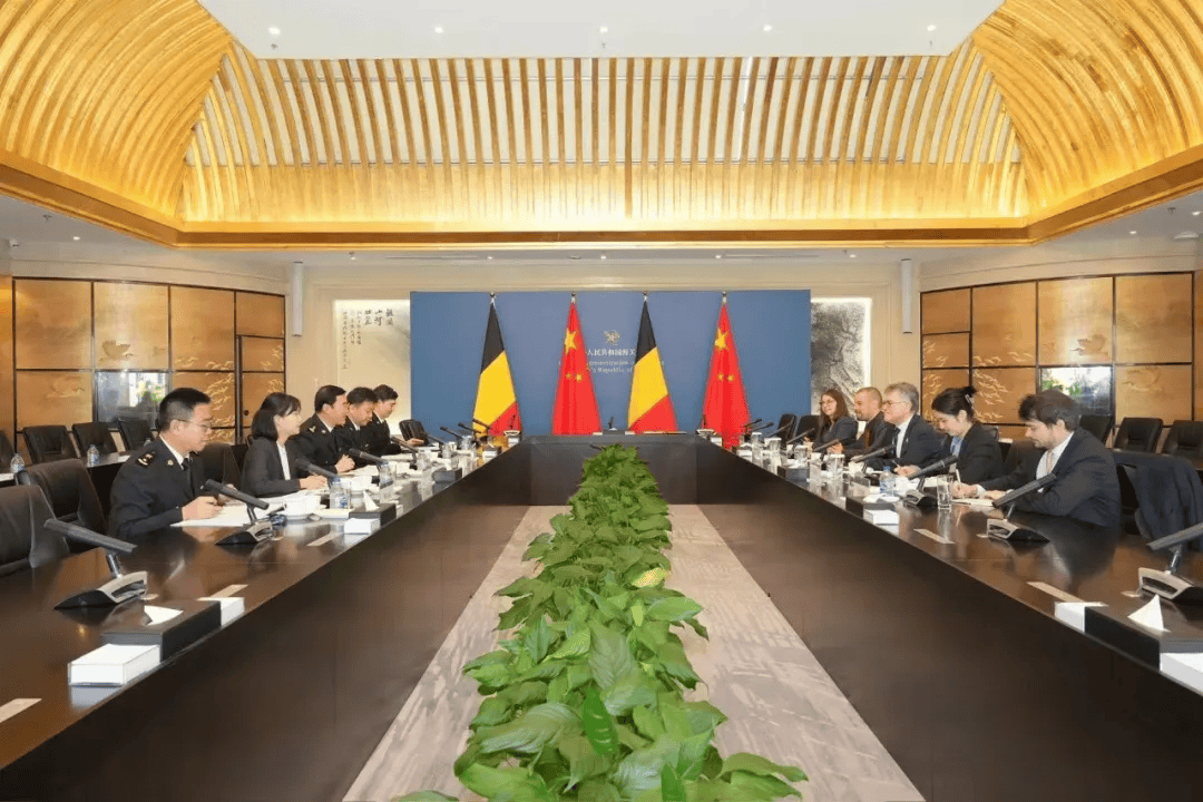 比利时对俄罗斯_(比利时俄罗斯女篮视频) 比利时对俄罗斯_(比利时俄罗斯女篮视频)