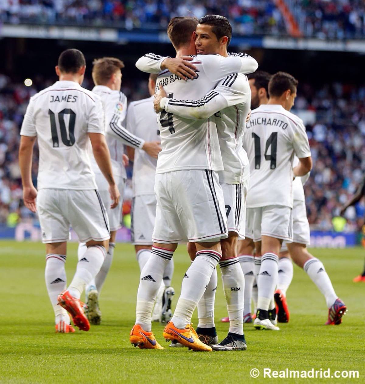 皇家马德里vs曼联_(皇家马德里vs曼联比分预测)