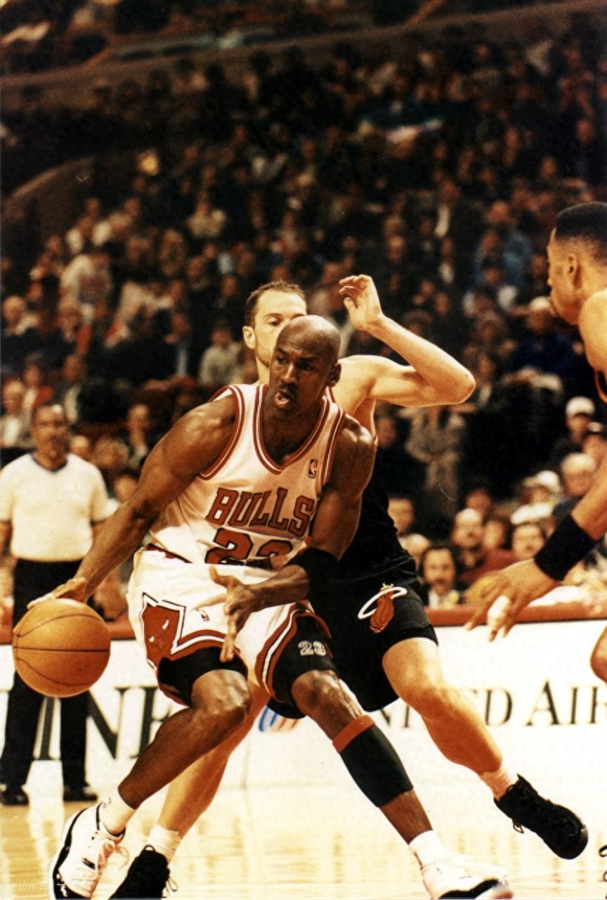 nba录像吧98个人篮球_(nba录像吧录像回放吧app) nba录像吧98个人篮球_(nba录像吧录像回放吧app)