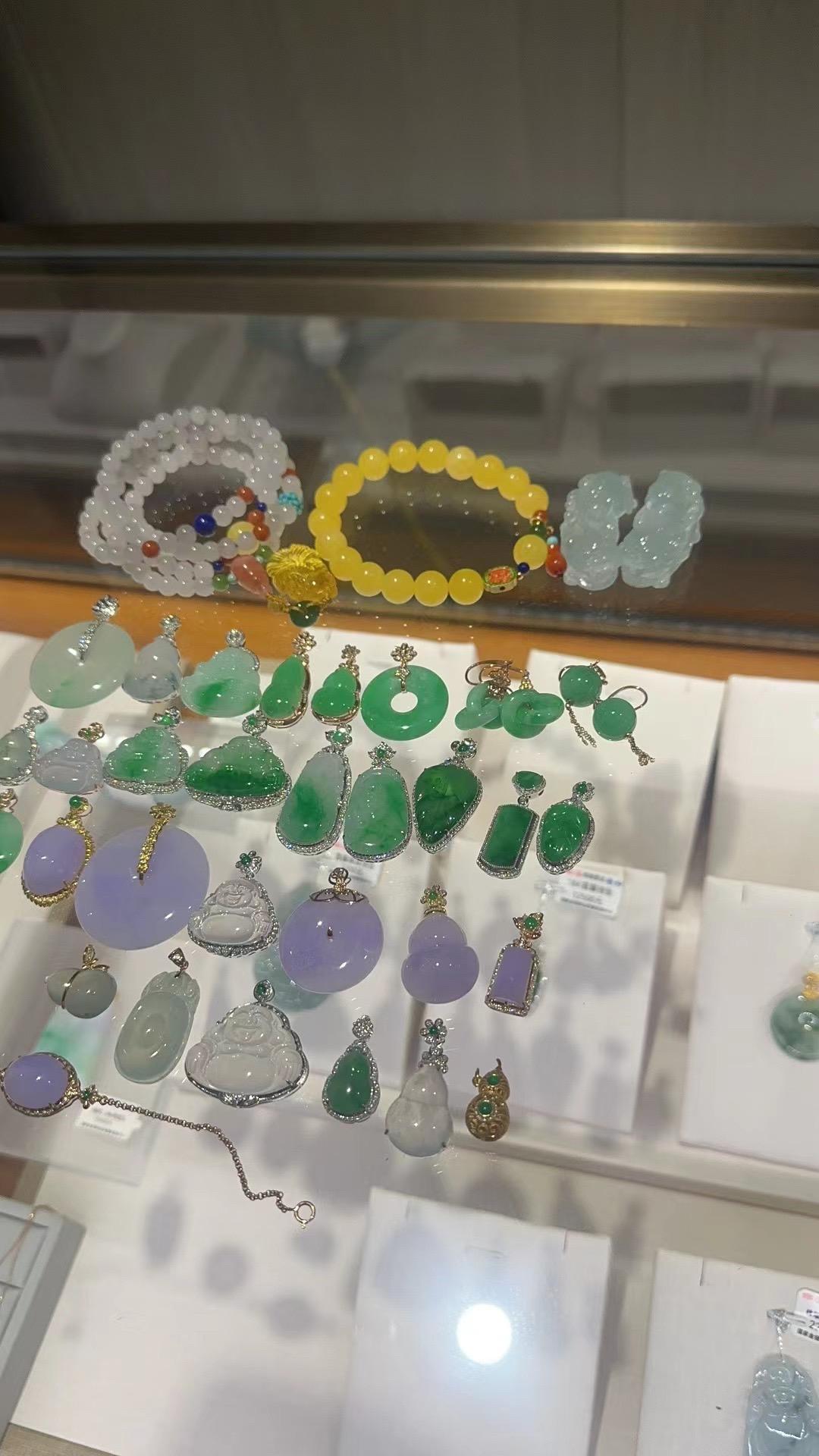 百度直播卖翡翠_(百度直播卖翡翠需要什么手续) 百度直播卖翡翠_(百度直播卖翡翠需要什么手续)