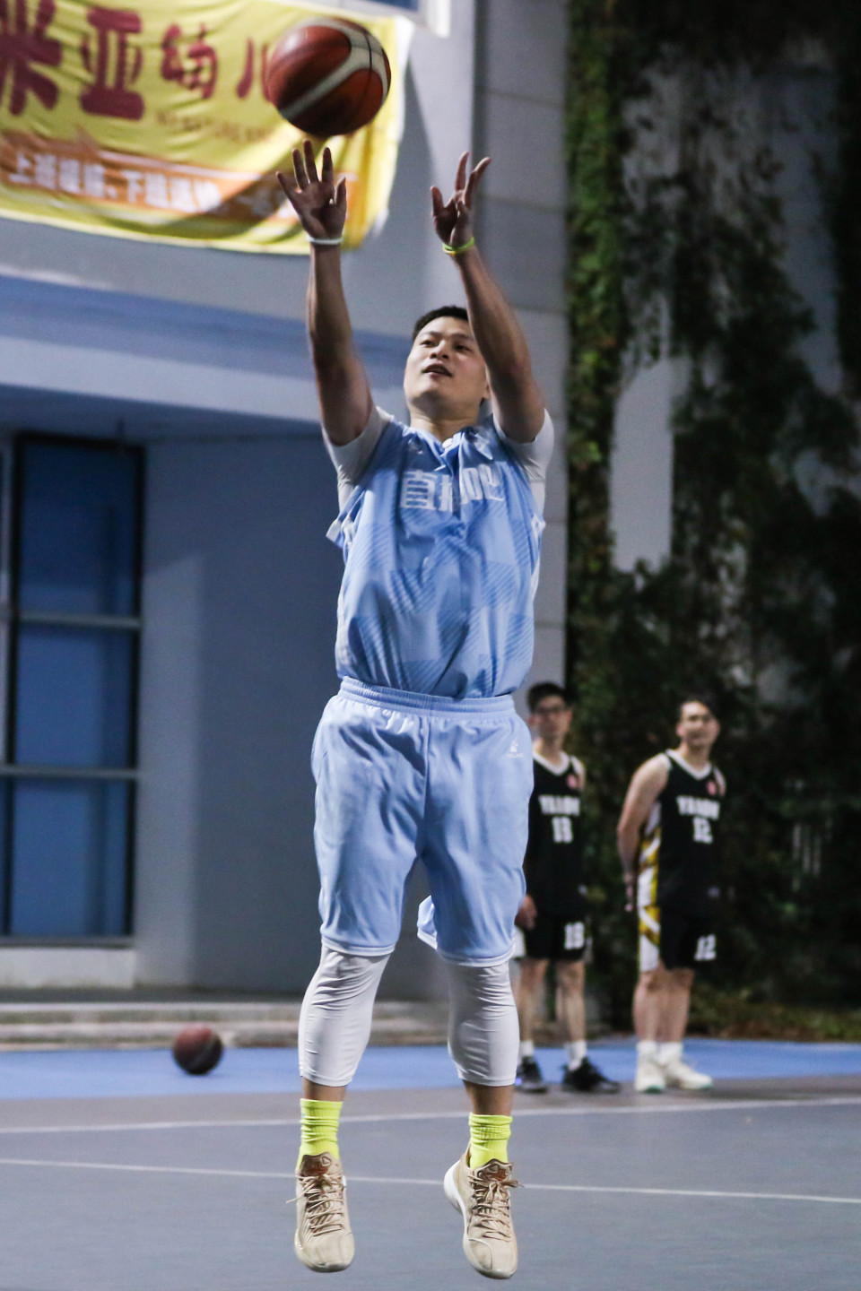 98直播吧篮球直播回放_(98直播吧nba在线直播)