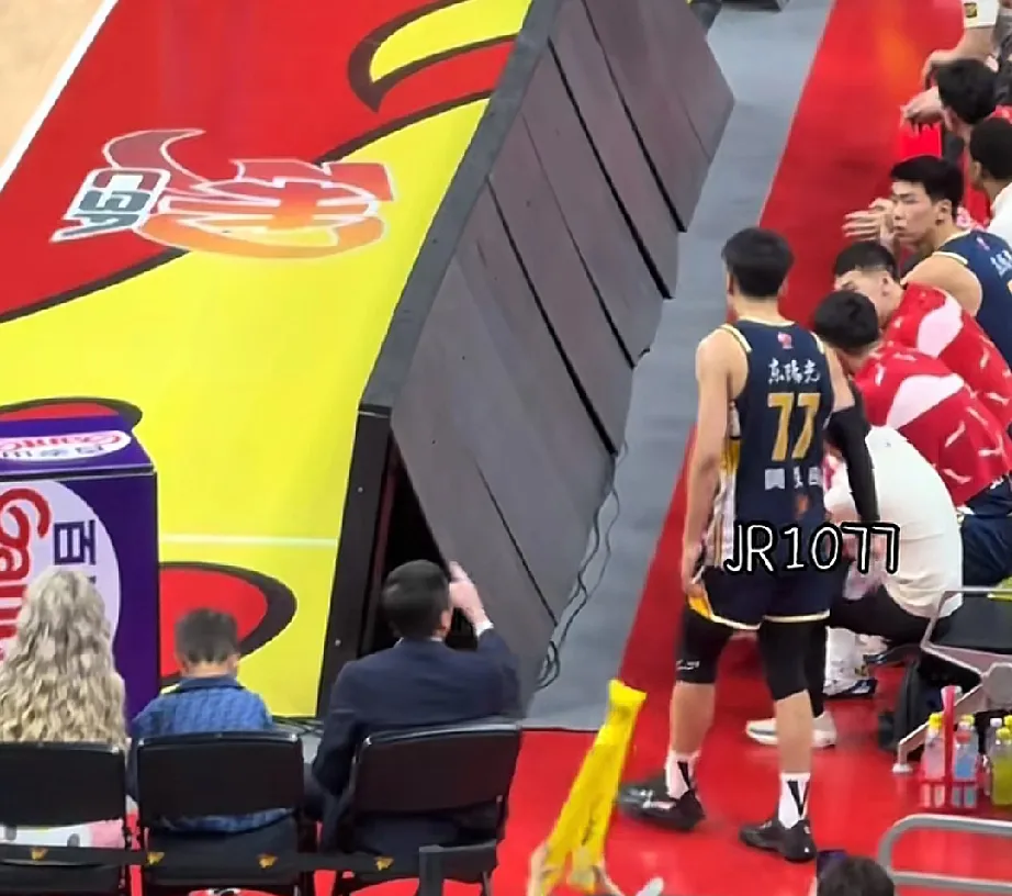 cba现场直播回放广东球队_(cba广东队直播2020视频)