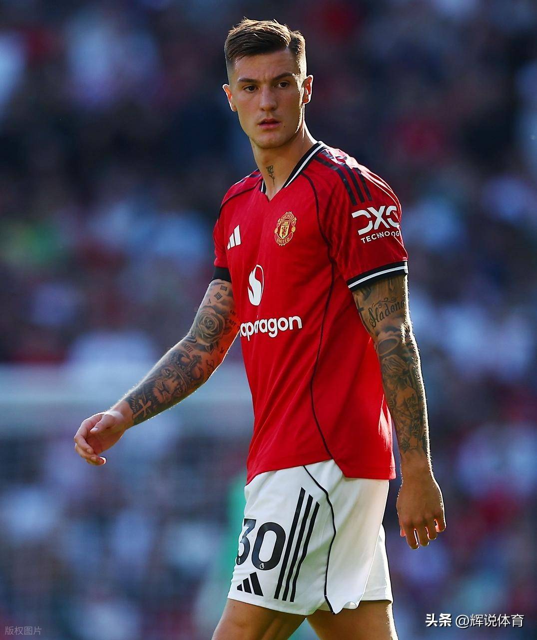 约克雷斯打破阿森纳球衣销售纪录球迷热情高涨的简单介绍 约克雷斯打破阿森纳球衣销售纪录球迷热情高涨的简单介绍