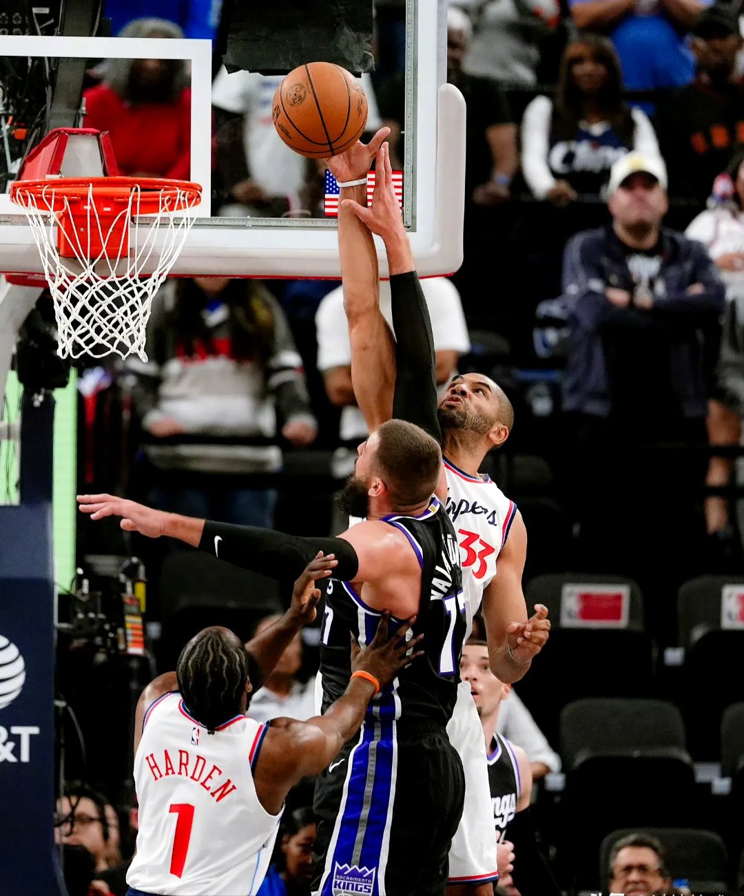 包含NBA常规赛快船主场102-105憾负老鹰遭五连败伦纳德、比尔缺阵哈登空砍35+10+11的词条 包含NBA常规赛快船主场102-105憾负老鹰遭五连败伦纳德、比尔缺阵哈登空砍35+10+11的词条