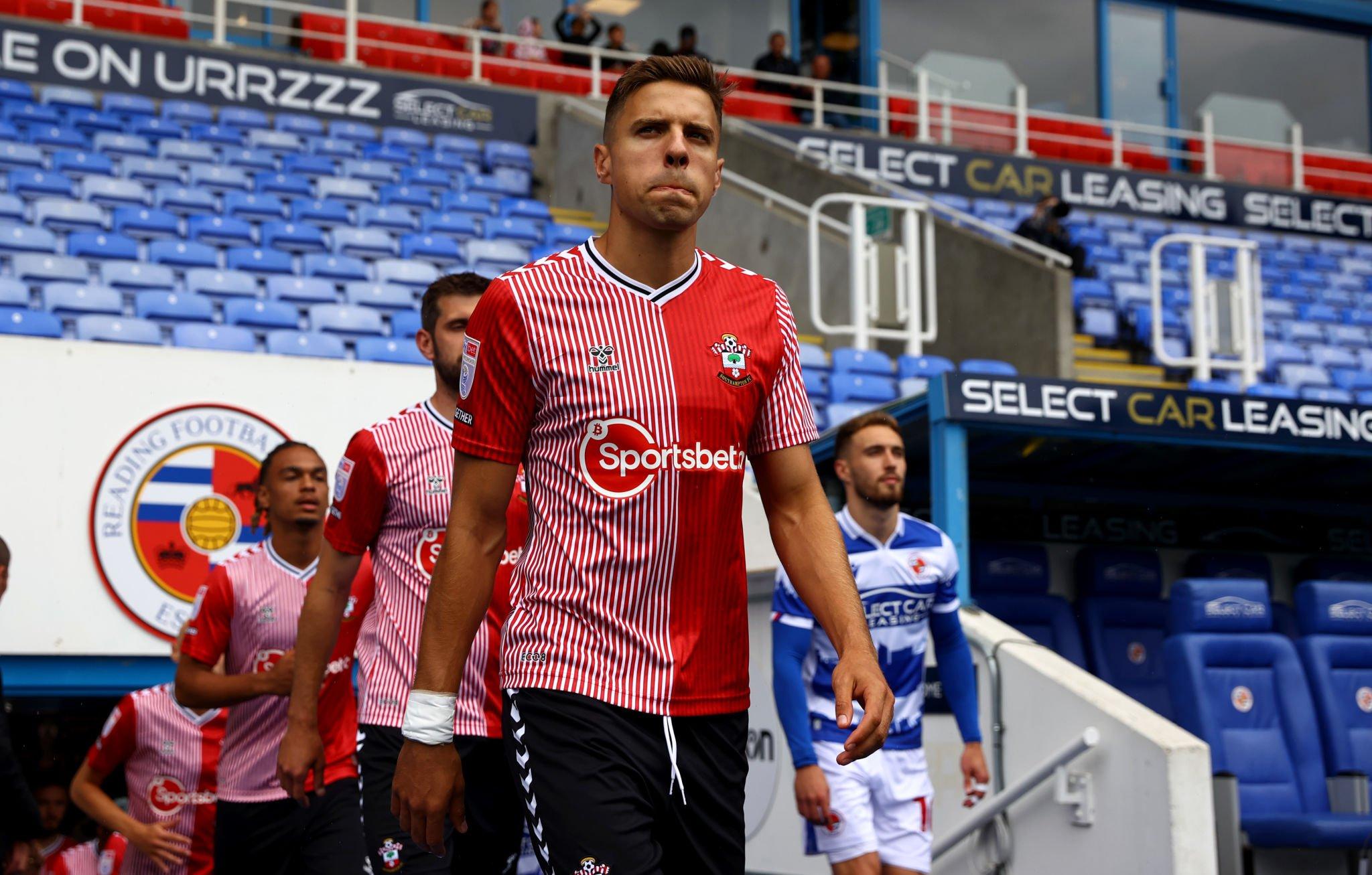 关于贝德纳雷克谈最近波兰的混乱情况：事情的发展偏离了正轨我们必须调整的信息