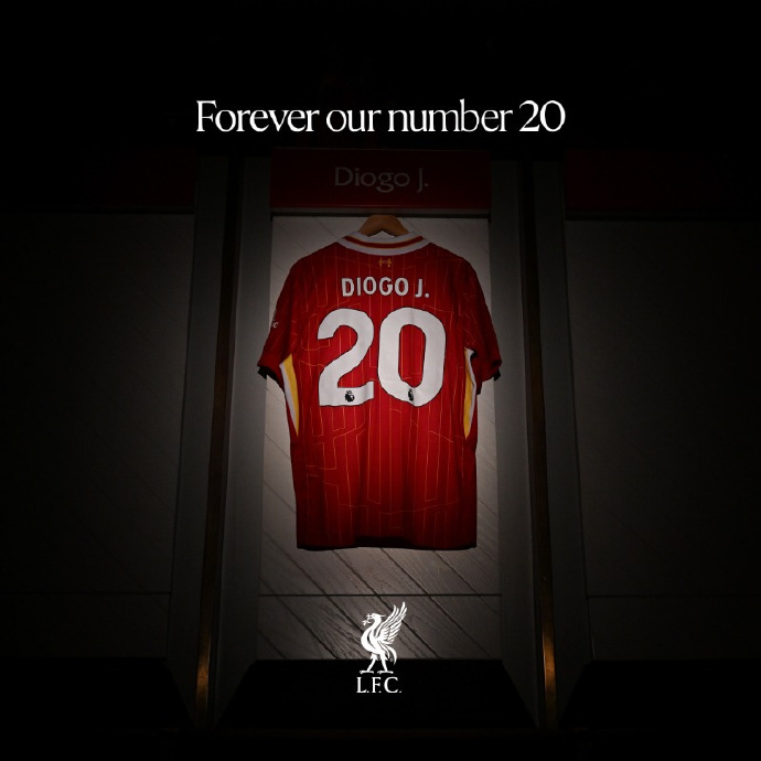 利物浦新赛季主场球衣泄露将在8月1日正式发售的简单介绍 利物浦新赛季主场球衣泄露将在8月1日正式发售的简单介绍