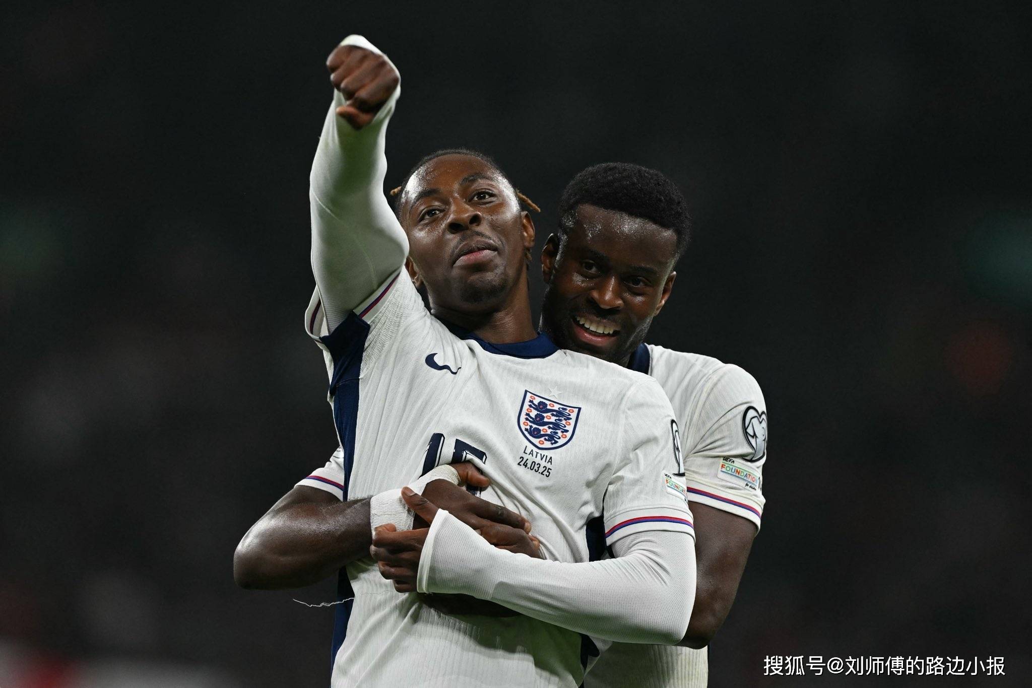 热刺在埃泽竞争中领先球队有机会引进球员的简单介绍