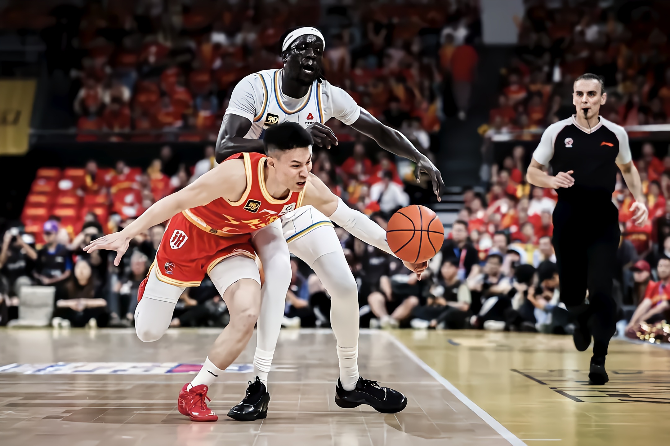 关于顶级联赛强强交锋实时直播见证篮坛巅峰时刻的信息 关于顶级联赛强强交锋实时直播见证篮坛巅峰时刻的信息