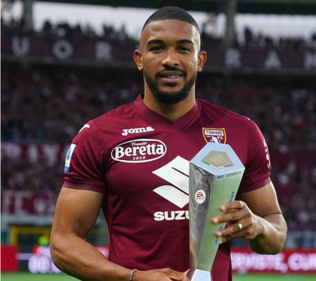 关于斯坦丘官宣加盟意甲热那亚曾效力武汉三镇的信息