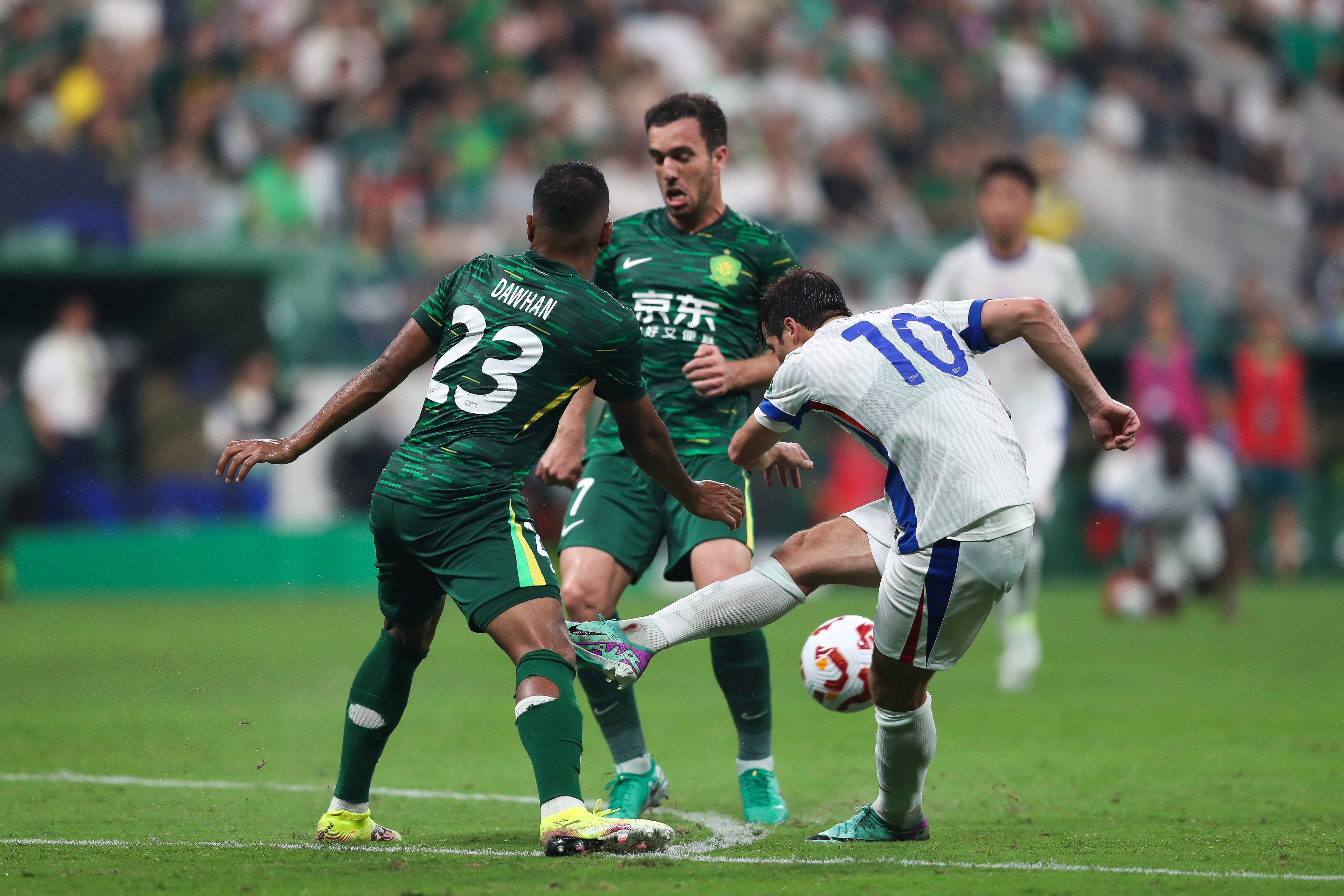 中超武汉三镇1-0上海申花图多列献绝杀阿苏埃两球被吹的简单介绍 中超武汉三镇1-0上海申花图多列献绝杀阿苏埃两球被吹的简单介绍