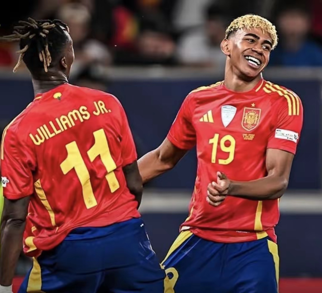 欧俱杯:葡萄牙体育VS瓦尔恰的简单介绍