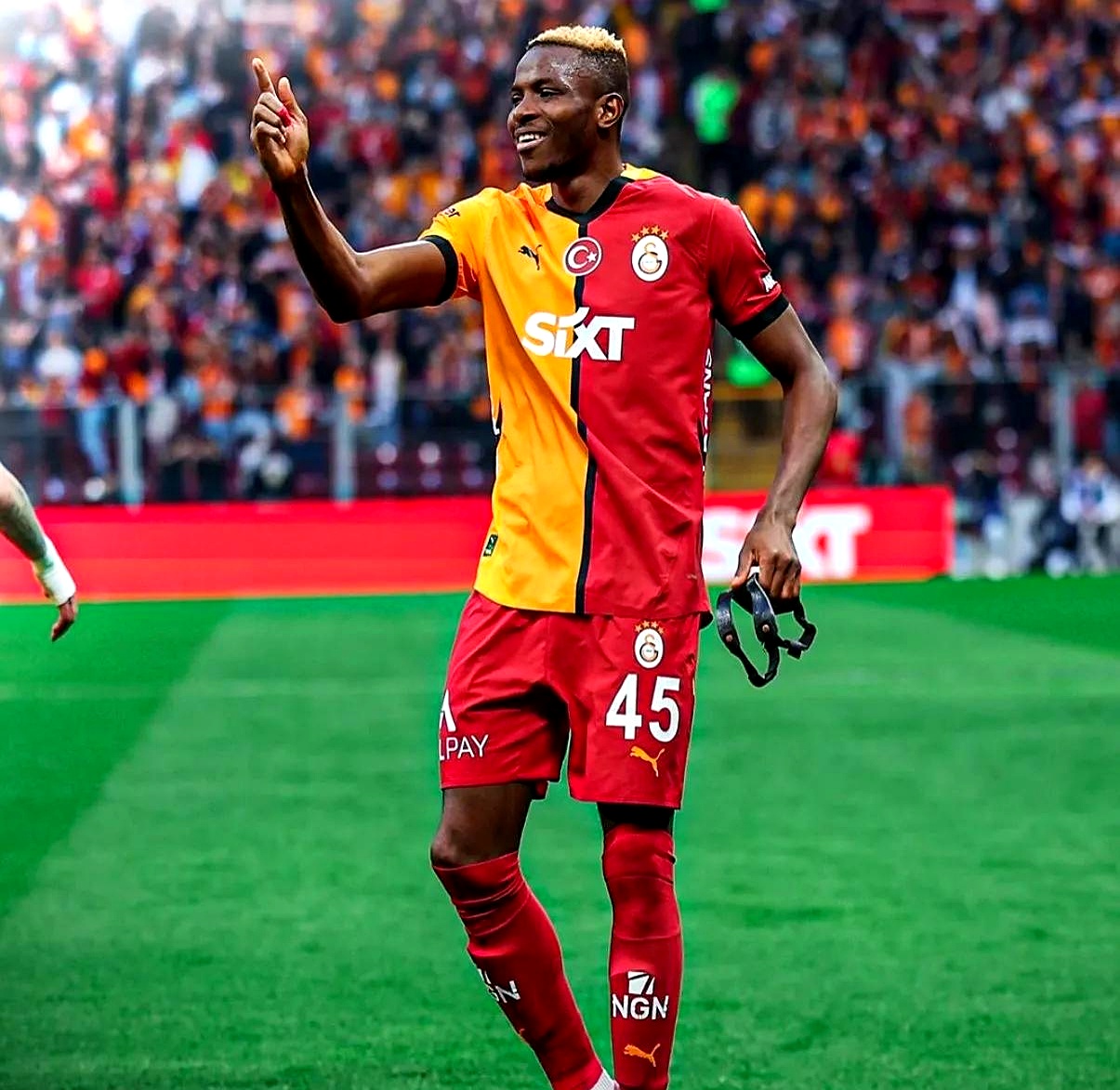 葡体昨晚再度向曼联推荐约克雷斯球员更倾向加盟阿森纳的简单介绍