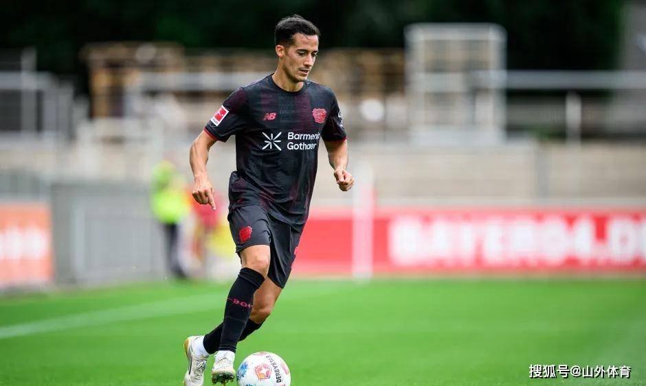 包含滕哈格否认扎卡离队勒沃库森在夏窗已经失去多名主力的词条