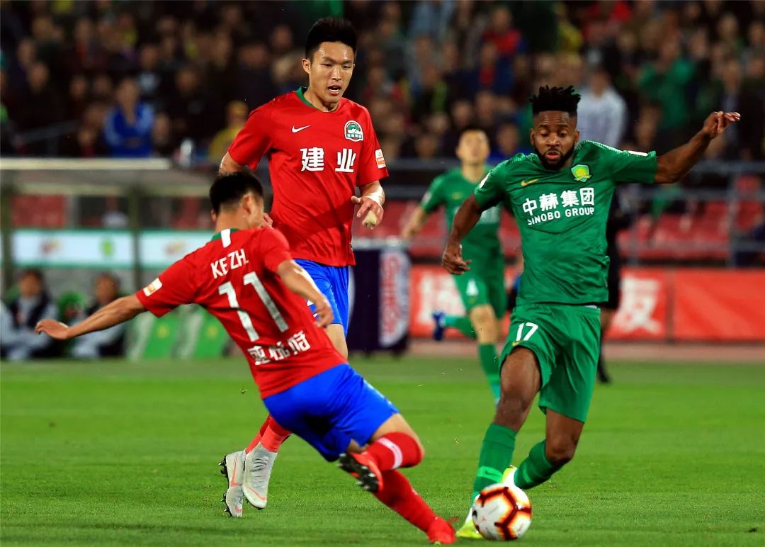 包含VAR将引入第二张黄牌审查机制以减少误判案例的词条