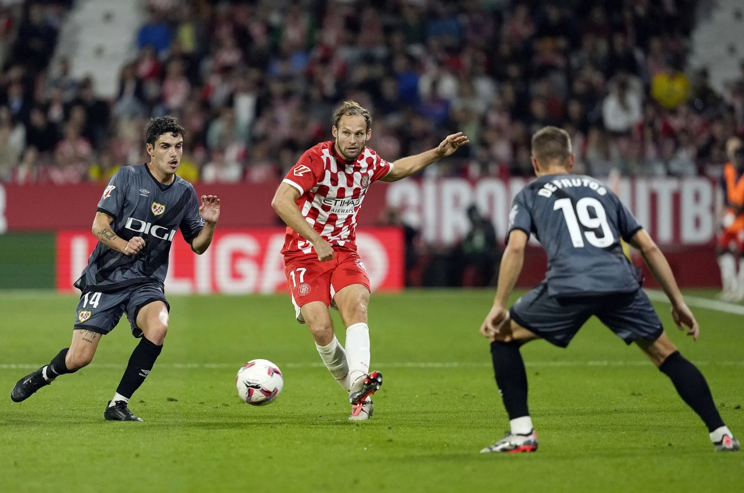 包含西协乙2组：萨拉戈萨二队VS埃布罗的词条