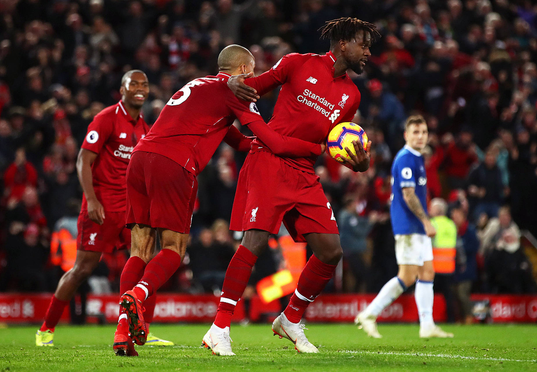 关于西汉姆联VS利物浦伦敦球队挑战红军免费观看的信息 关于西汉姆联VS利物浦伦敦球队挑战红军免费观看的信息