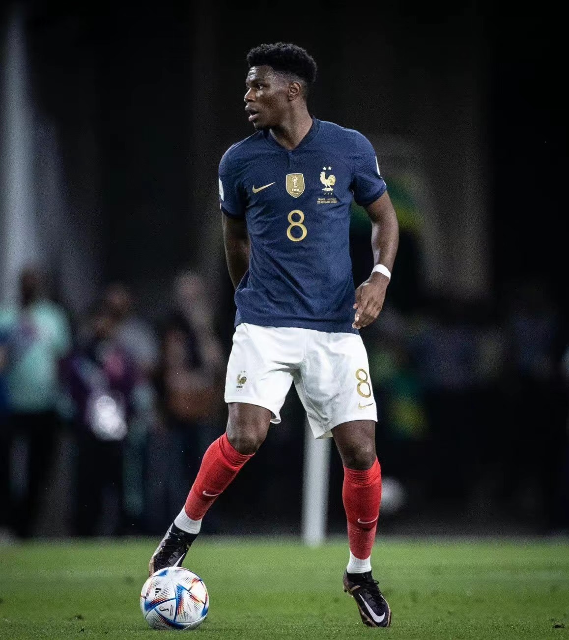 关于楚阿梅尼预计因伤缺席三周球员遭遇肌肉伤势的信息 关于楚阿梅尼预计因伤缺席三周球员遭遇肌肉伤势的信息