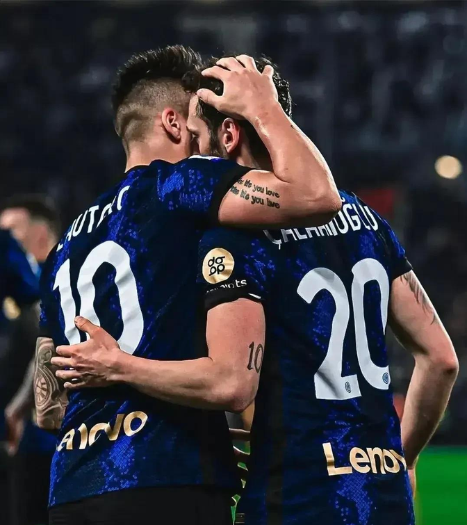 包含巴甲：RS青年人VSMG克鲁塞罗的词条