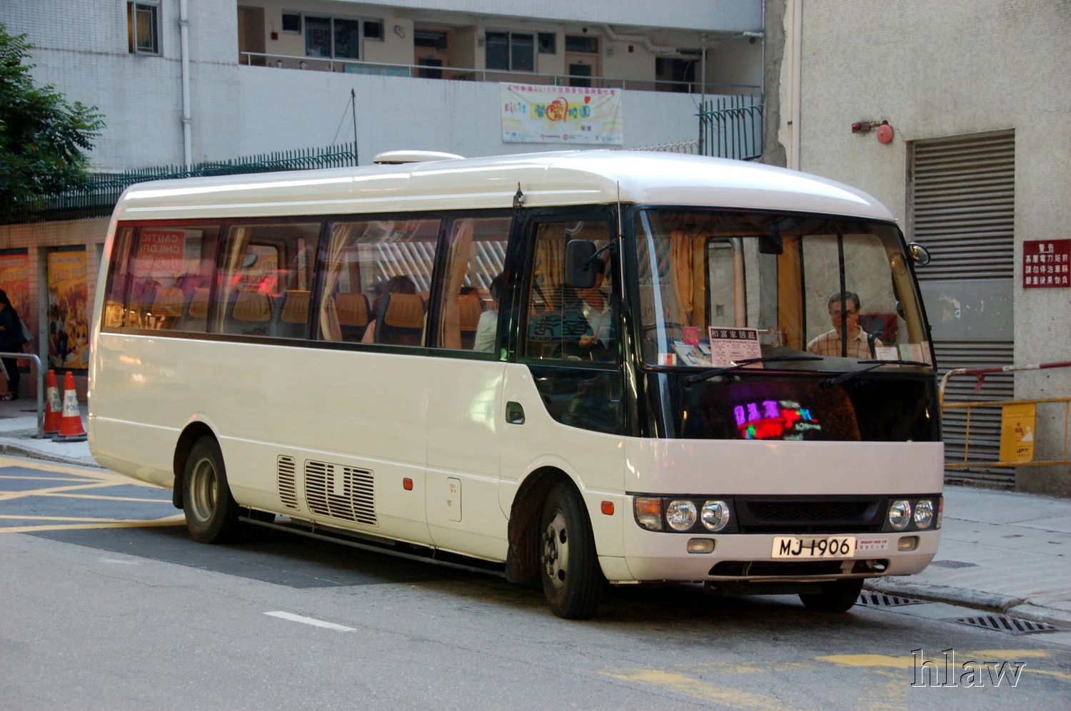 包含香港超：冠忠南区VS九龙城的词条