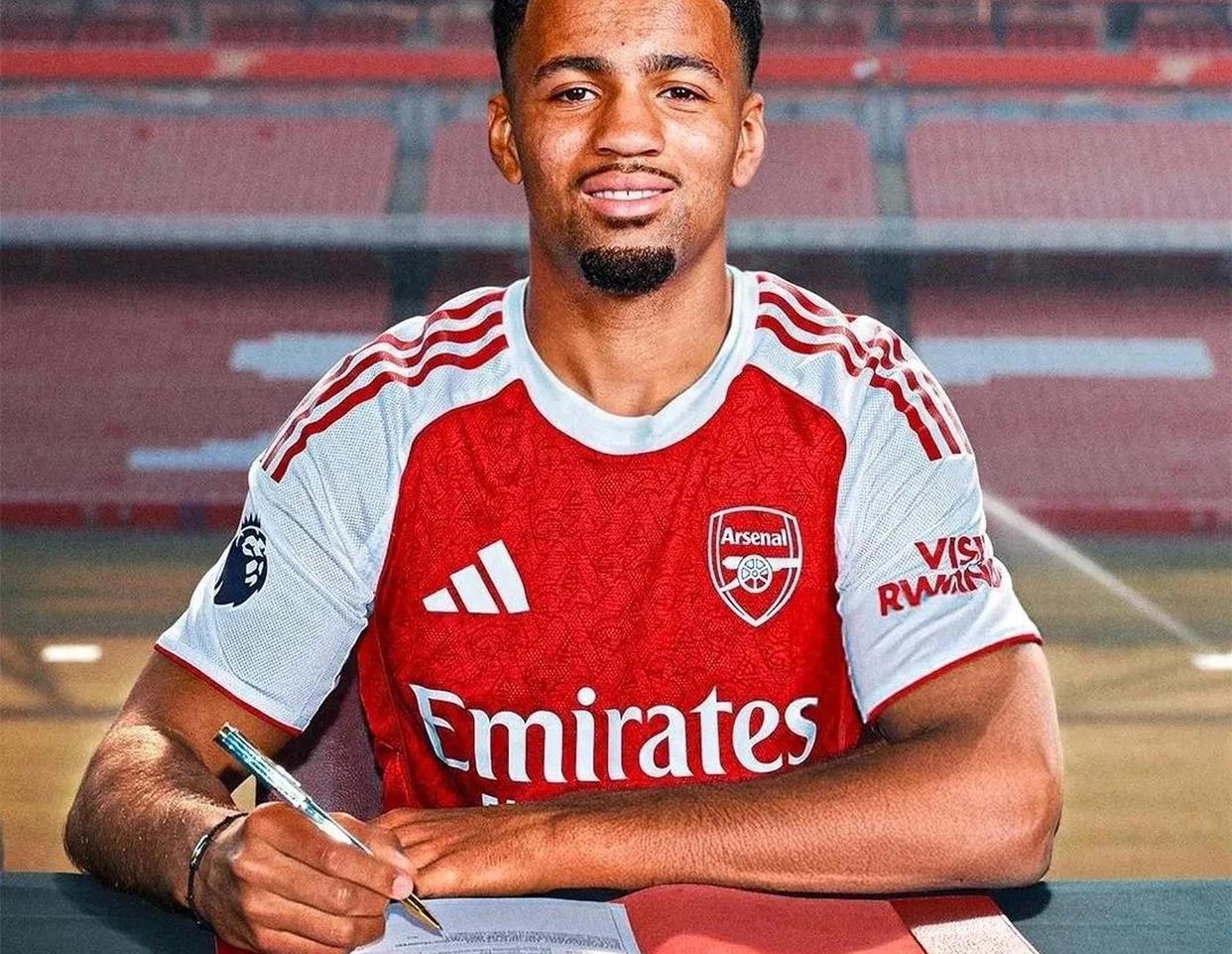 包含德保罗将加盟迈阿密国际转会费1500万欧元的词条 包含德保罗将加盟迈阿密国际转会费1500万欧元的词条