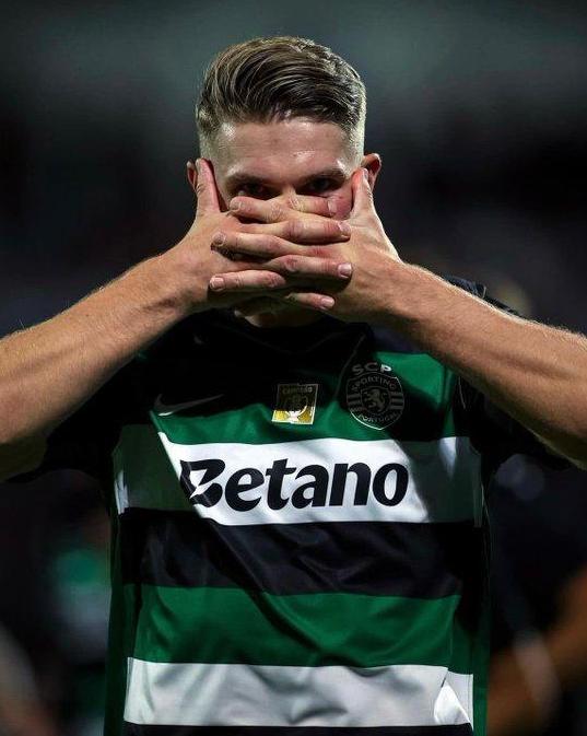 阿森纳就引进谢什科进行谈判球员是枪手主要目标的简单介绍 阿森纳就引进谢什科进行谈判球员是枪手主要目标的简单介绍