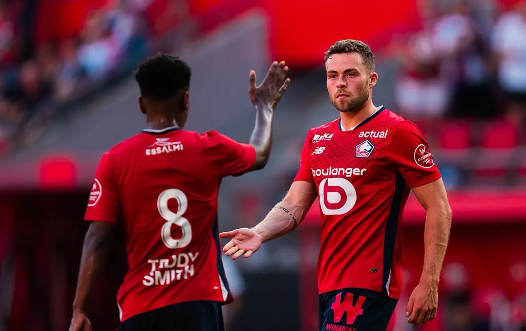 包含土超：里泽体育VS费内巴切的词条