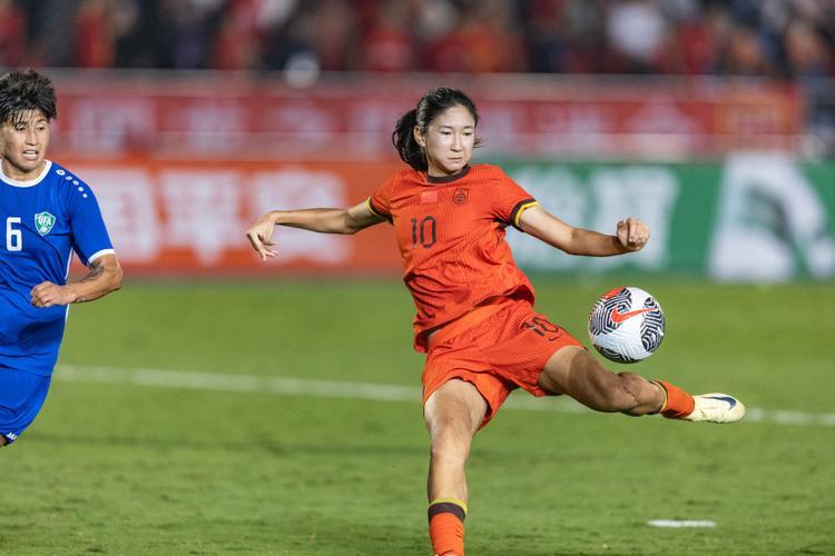 邵子钦夺东亚杯最佳射手称号打进3球