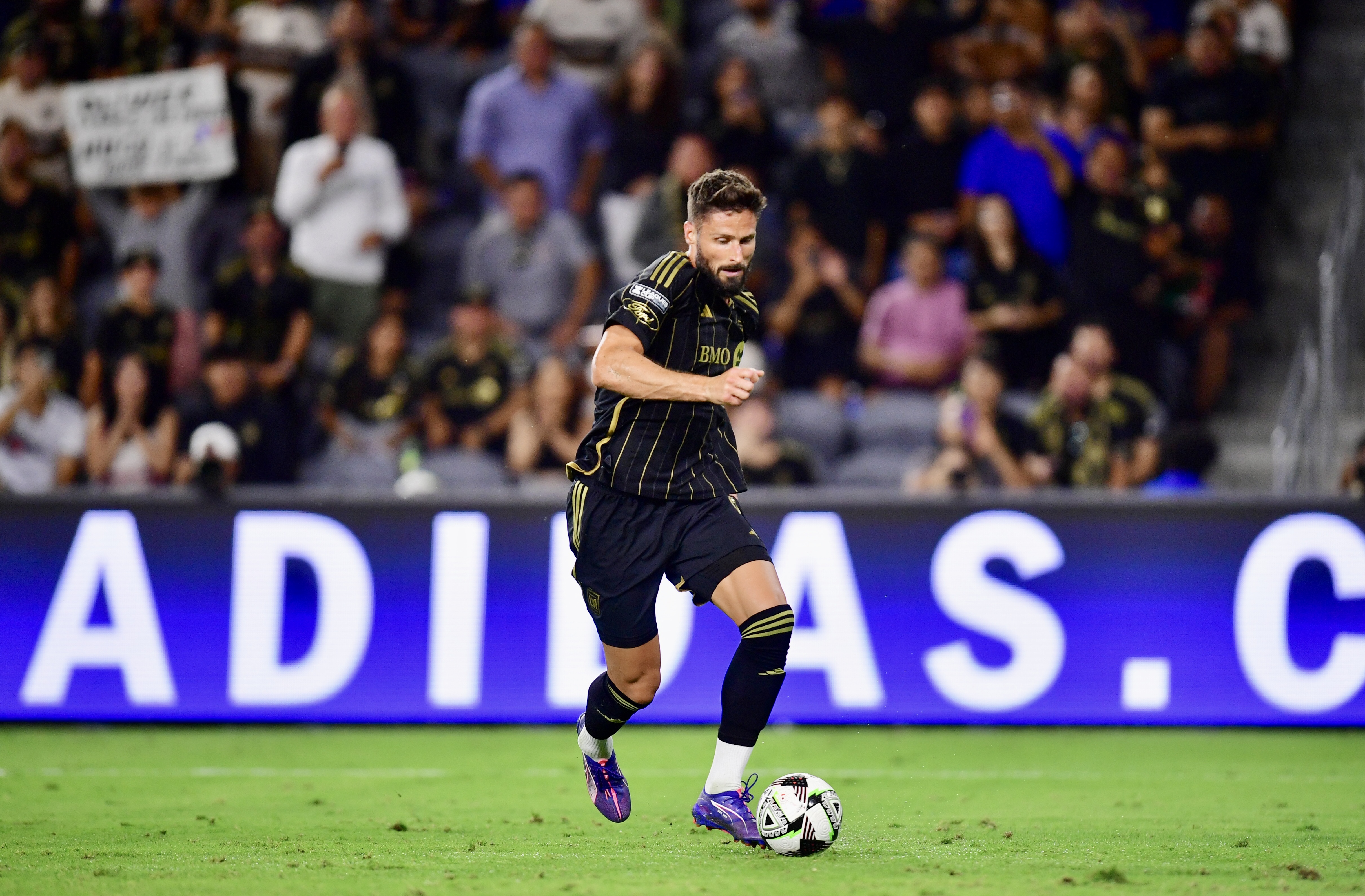 奥克兰城是踢世俱杯最多的球队本届是第12次参赛的简单介绍