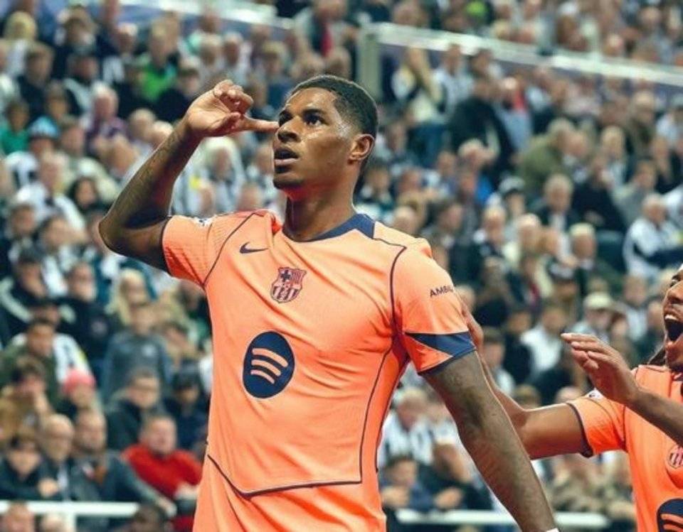 关于曼联明夏将签一名新中场卡塞米罗和乌加特离队二选一的信息