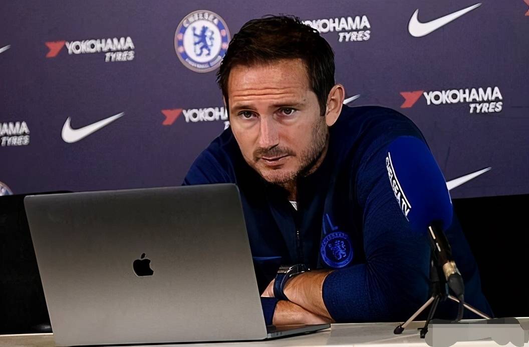 巴克利亲承曾沉迷酗酒受到兰帕德处罚的简单介绍