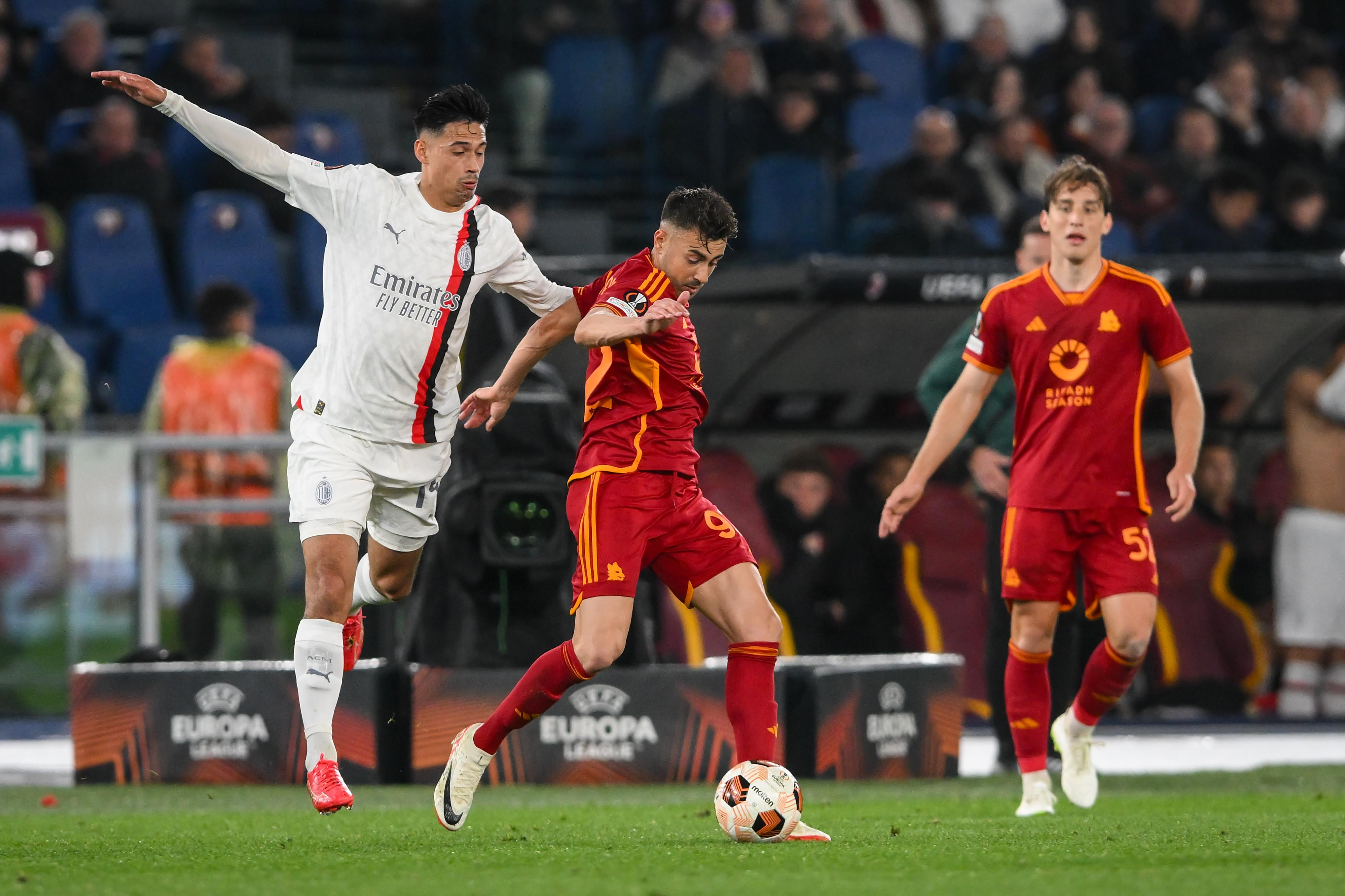 包含AC米兰有意贡萨洛拉莫斯球队将在推动交易进行的词条