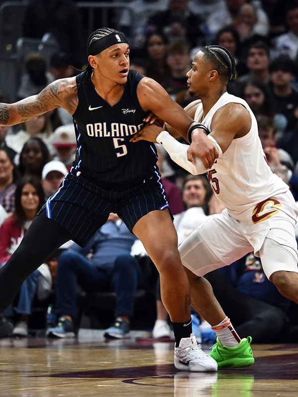 NCAA：中佛罗里达大学骑士VS佛罗里达猫头鹰的简单介绍