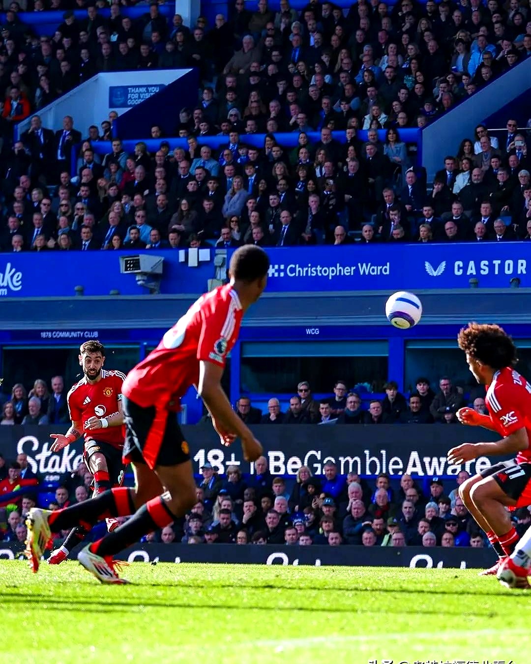 英超曼联3-2伯恩利姆伯莫破门B-费补时点杀的简单介绍 英超曼联3-2伯恩利姆伯莫破门B-费补时点杀的简单介绍