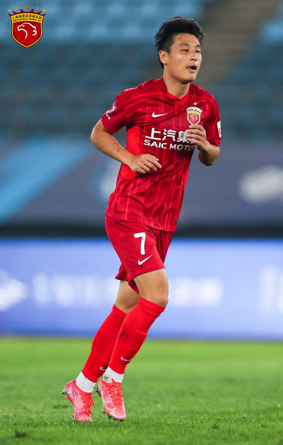 武磊即便去客场也难发挥作用武磊仍未参与国足有球训练存离队可能的简单介绍