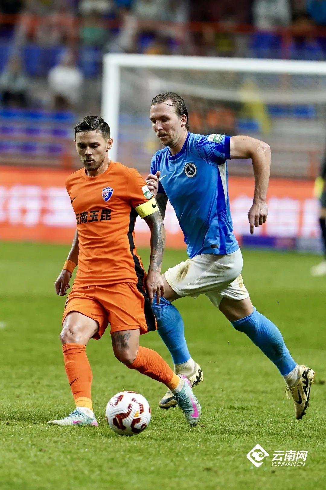 包含中超浙江队VS云南玉昆比赛预测两队首次交锋战平的词条