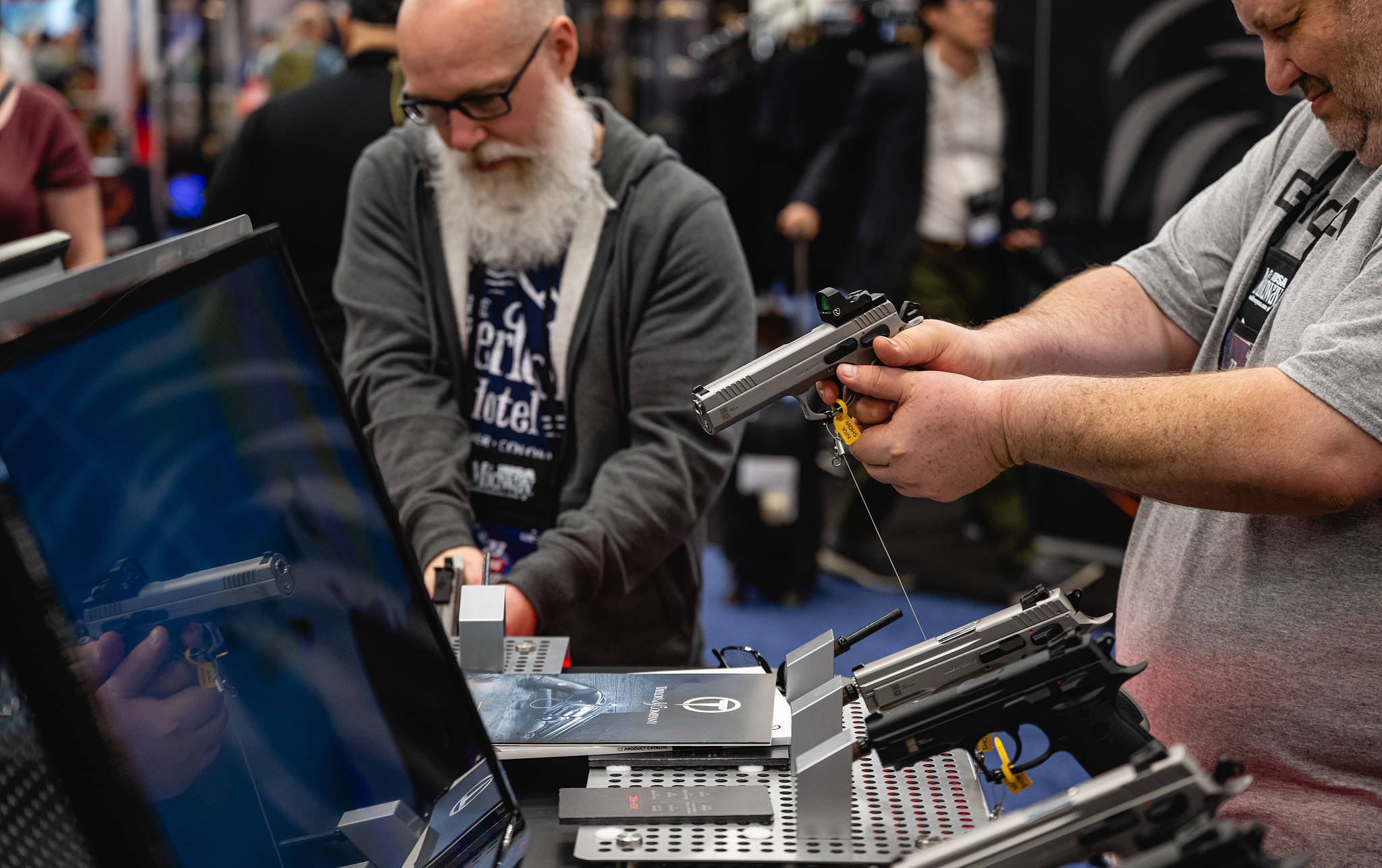 阿德耶米被指持有非法武器将面临巨额罚款的简单介绍 阿德耶米被指持有非法武器将面临巨额罚款的简单介绍