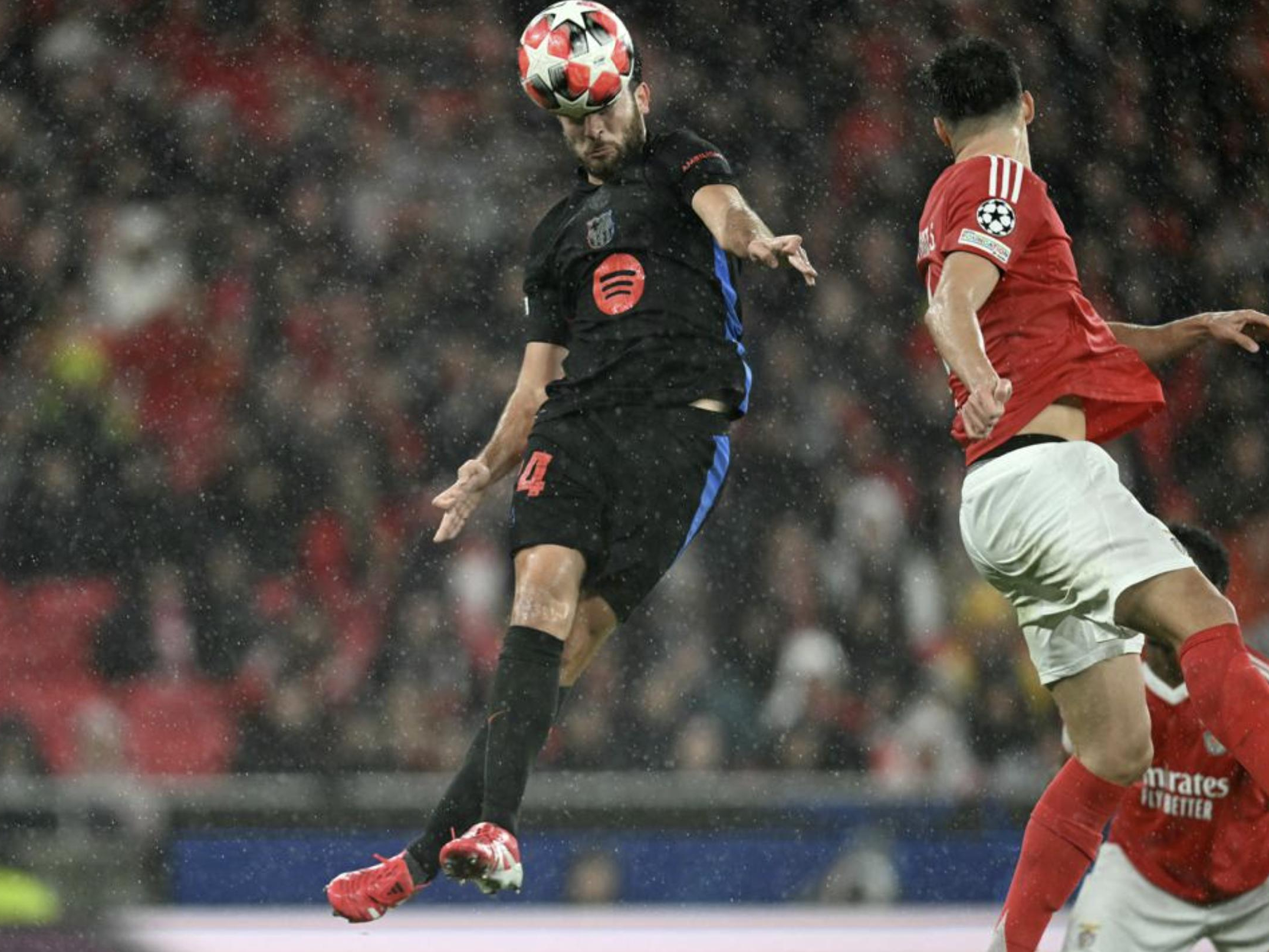 记者：弗里克给巴萨球员放了两天假巴萨取得联赛两连胜的简单介绍