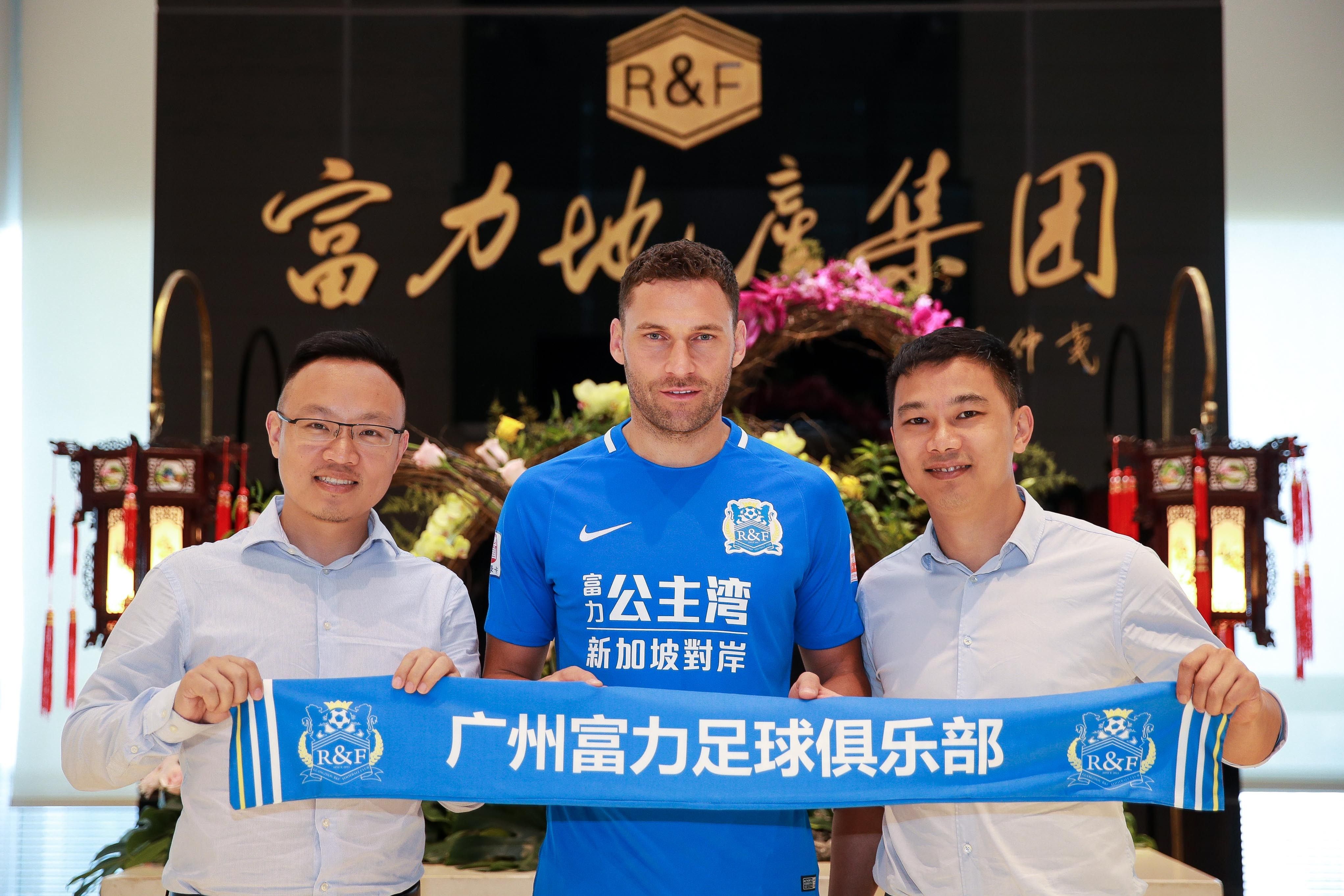 包含拉波尔特将租借至贝西克塔斯两家俱乐部与球员三方已经达成协议的词条