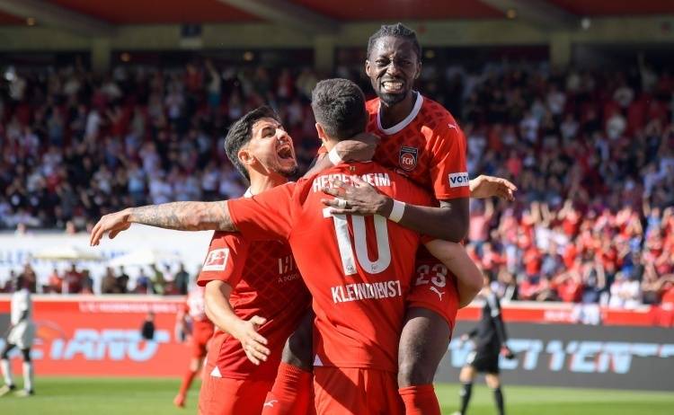 关于亚冠二级浦项制铁vs淡宾尼士流浪预测分析两队目前位于积分榜前列的信息  第2张