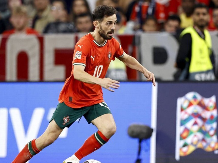 包含欧国联维尔茨与B席发生冲突场面一度十分紧张的词条