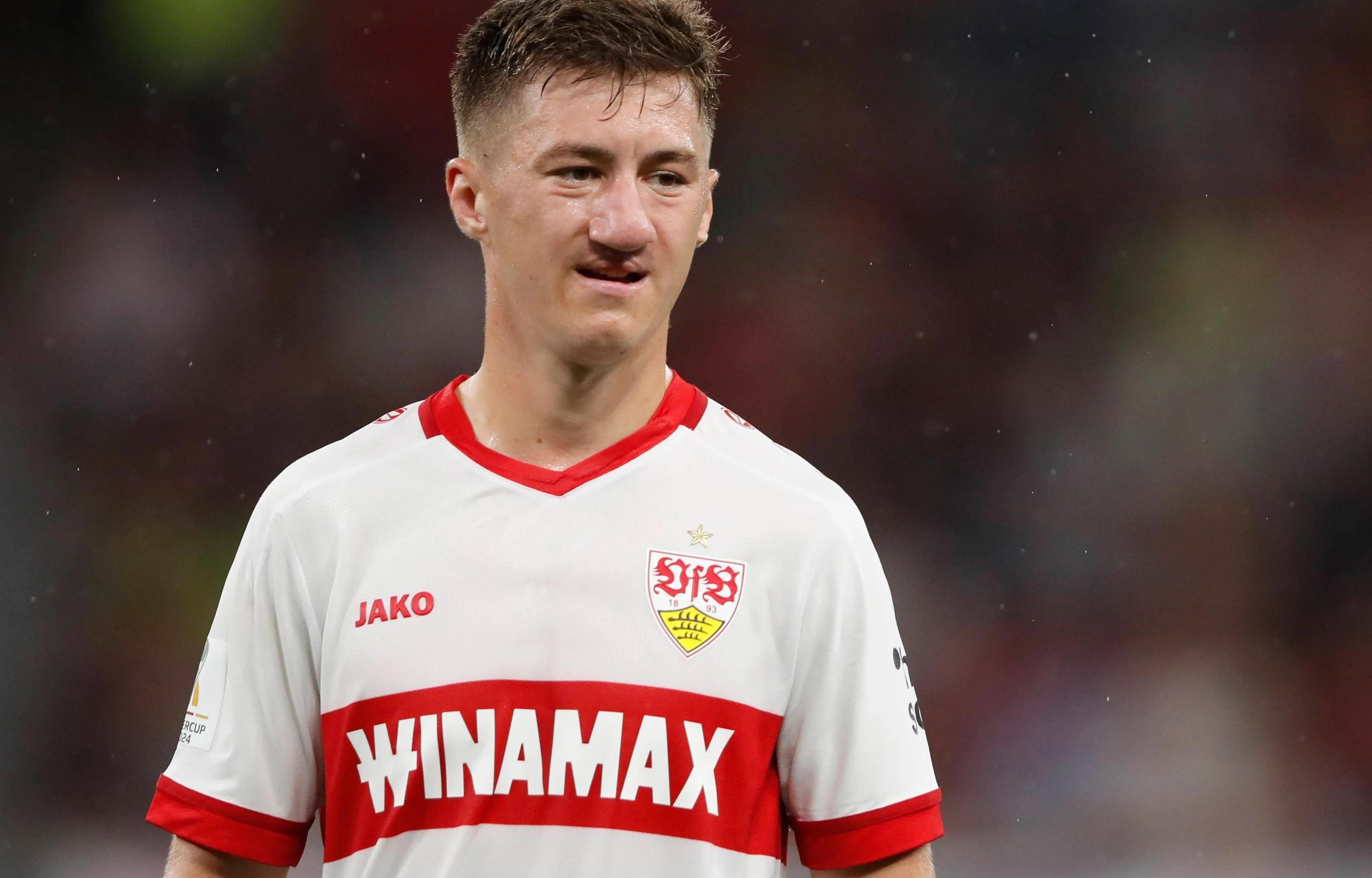 曼联重燃对巴莱巴兴趣球队计划补强中场的简单介绍  第2张