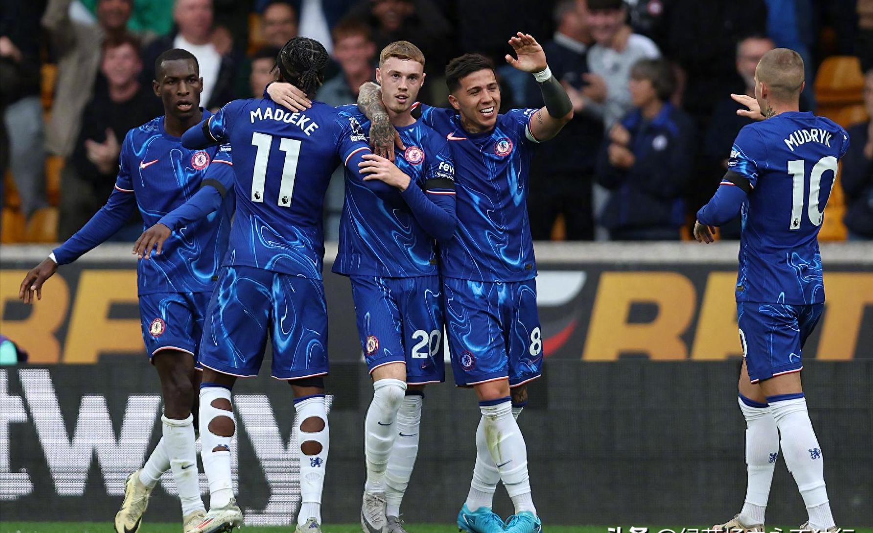 关于英超切尔西0-0水晶宫埃泽进球被吹德拉普失良机的信息  第1张