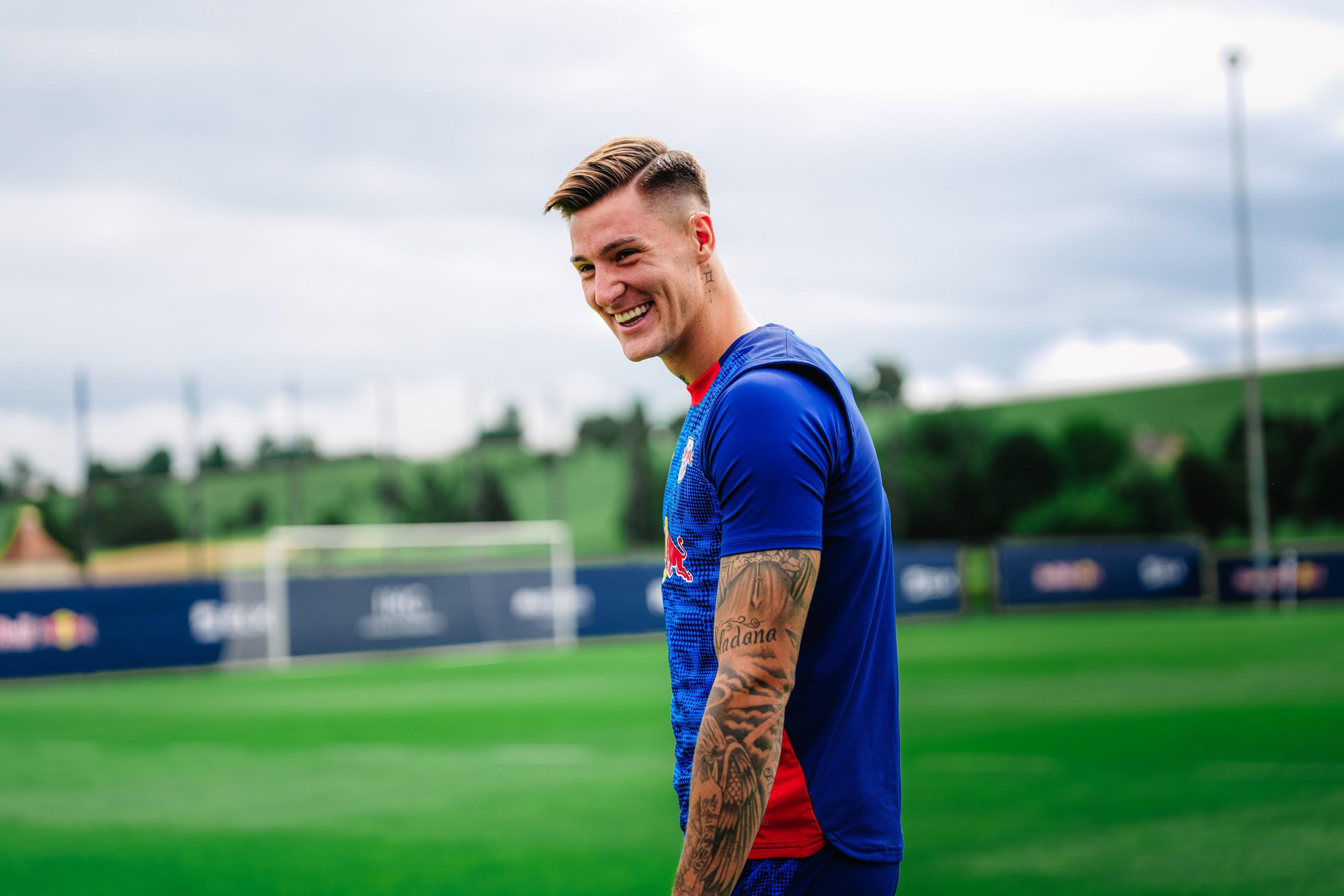 包含纽卡仍在转会市场上寻找合适的球员他们正在谈判引进维萨的词条  第2张