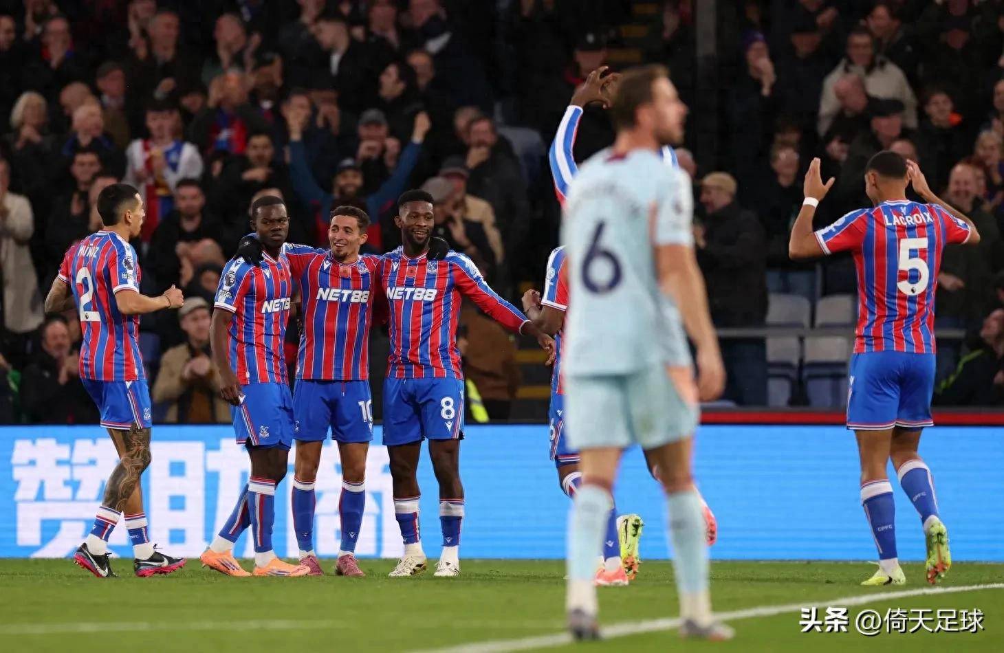 包含欧协联维也纳快速VS佛罗伦萨预测分析佛罗伦萨整体实力更胜一筹的词条  第2张